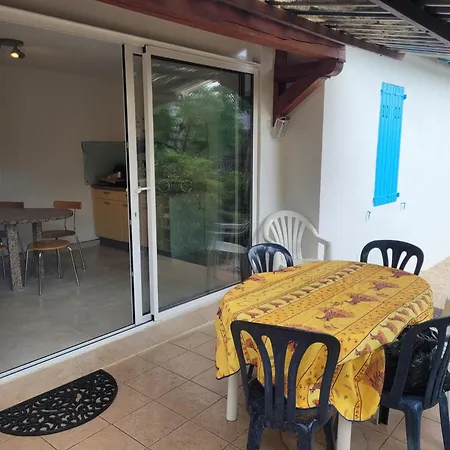 Ferienhaus Maison Indivi 4-6 Pers Face A La Grand Jardin Ideal Famille Avec Animaux Saint Clair Le Lavandou
