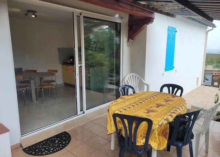 Semesterbostad Maison Indivi 4-6 Pers Face A La Grand Jardin Ideal Famille Avec Animaux Saint Clair Le Lavandou